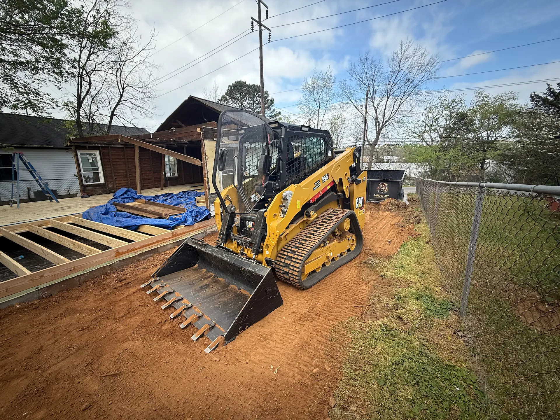 2026 Caterpillar 255 Skid Steer High Flow